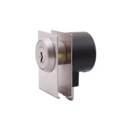 Sugatsune Sugatsune - Square Plate, Cylinder Glass Door Lock, Keyed Different