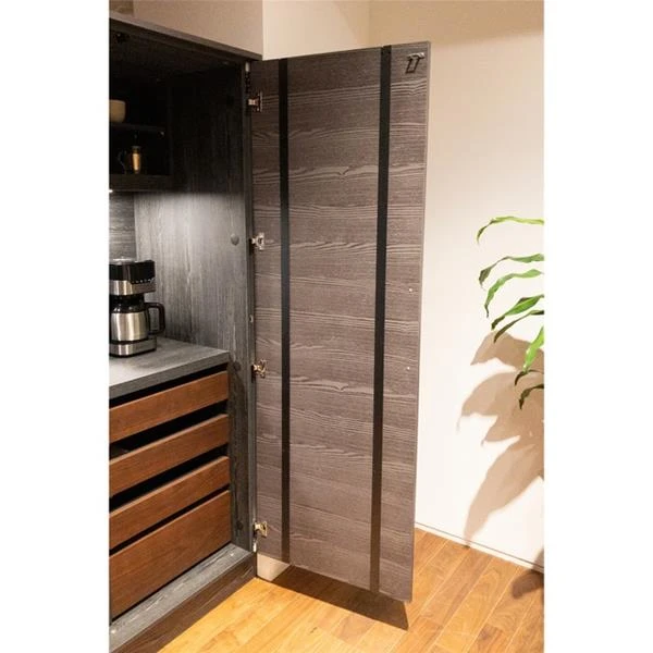 Sugatsune Sugatsune - Retrofit Door Straightener - Silver 3 Sugatsune Sugatsune - Retrofit Door Straightener - Silver