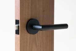 Linnea Linnea - Door Lever 2, 62 Mm, 316 Stainless Steel. 10 Linnea Linnea - Door Lever 2, 62 Mm, 316 Stainless Steel. -Plumb Tile L02R SBL