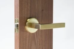 Linnea Linnea - Door Lever 90, 62 Mm, 316 Stainless Steel. -Plumb Tile L90R SBR